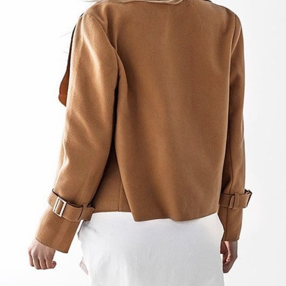 NEW•L-XL•CARRINA IN CAMEL SOFT SLEEK JACKET - Picture 4 of 12